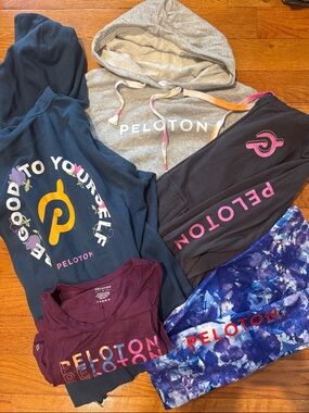 Peloton Size Medium Bundle - 5 Pieces
